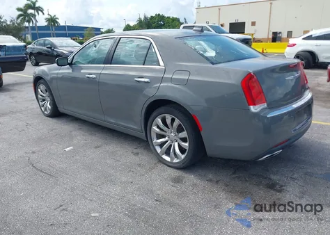 2019 Chrysler 300 Limited z USA, uszkodzony, nr VIN 2C3CCAEG2KH689638